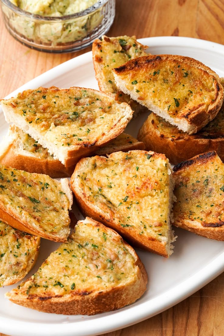 Royal Cheesy Garlic Bread - Image 3